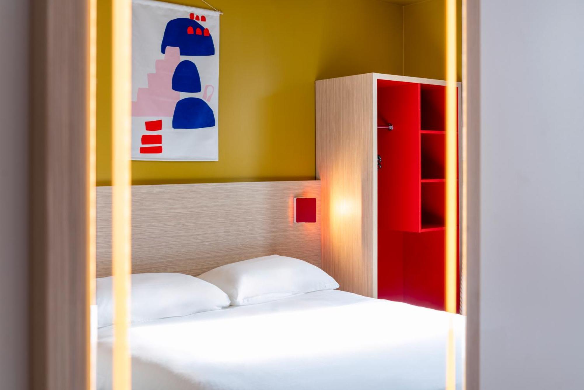 Готель Ibis Styles Prevessin Geneve Aeroport Екстер'єр фото