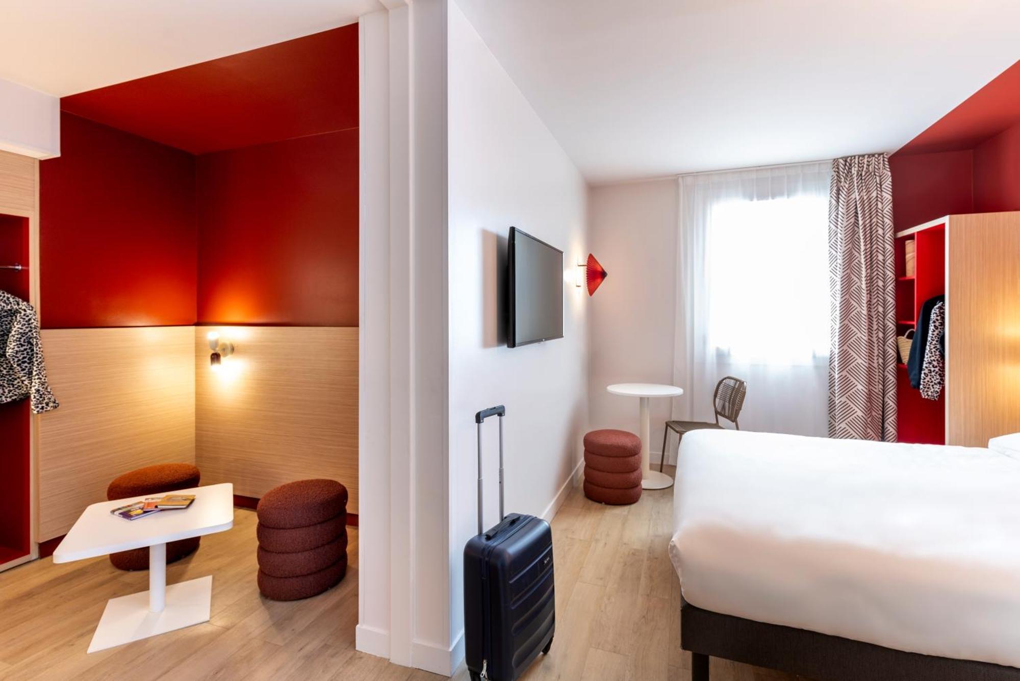 Готель Ibis Styles Prevessin Geneve Aeroport Екстер'єр фото